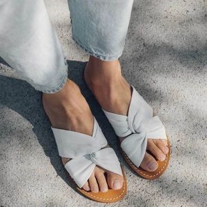 Soludos Clara Beach Slides size 9